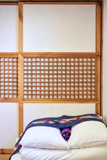 Ferienhaus Jay Hanok ㅡ 3br 3bath ㅡ 8min From Anguk Stn *