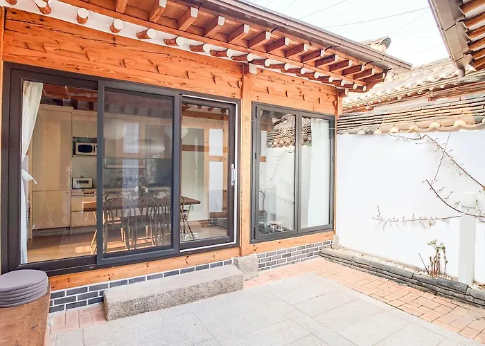 Jay Hanok ㅡ 3Br 3Bath ㅡ 8Min From Anguk Stn