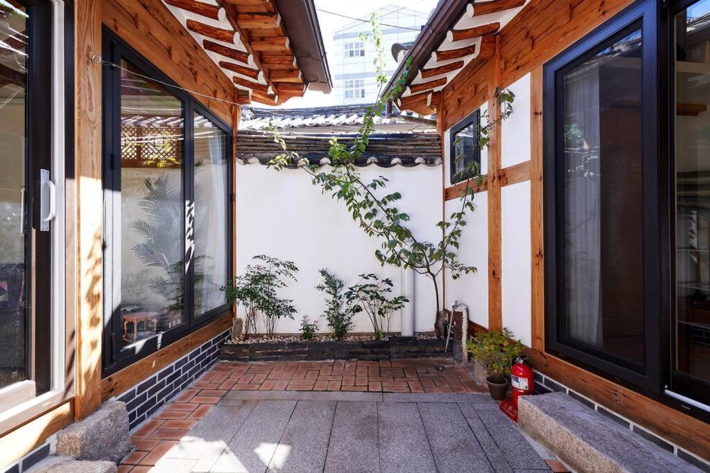 Holiday home Jay Hanok ㅡ 3br 3bath ㅡ 8min From Anguk Stn