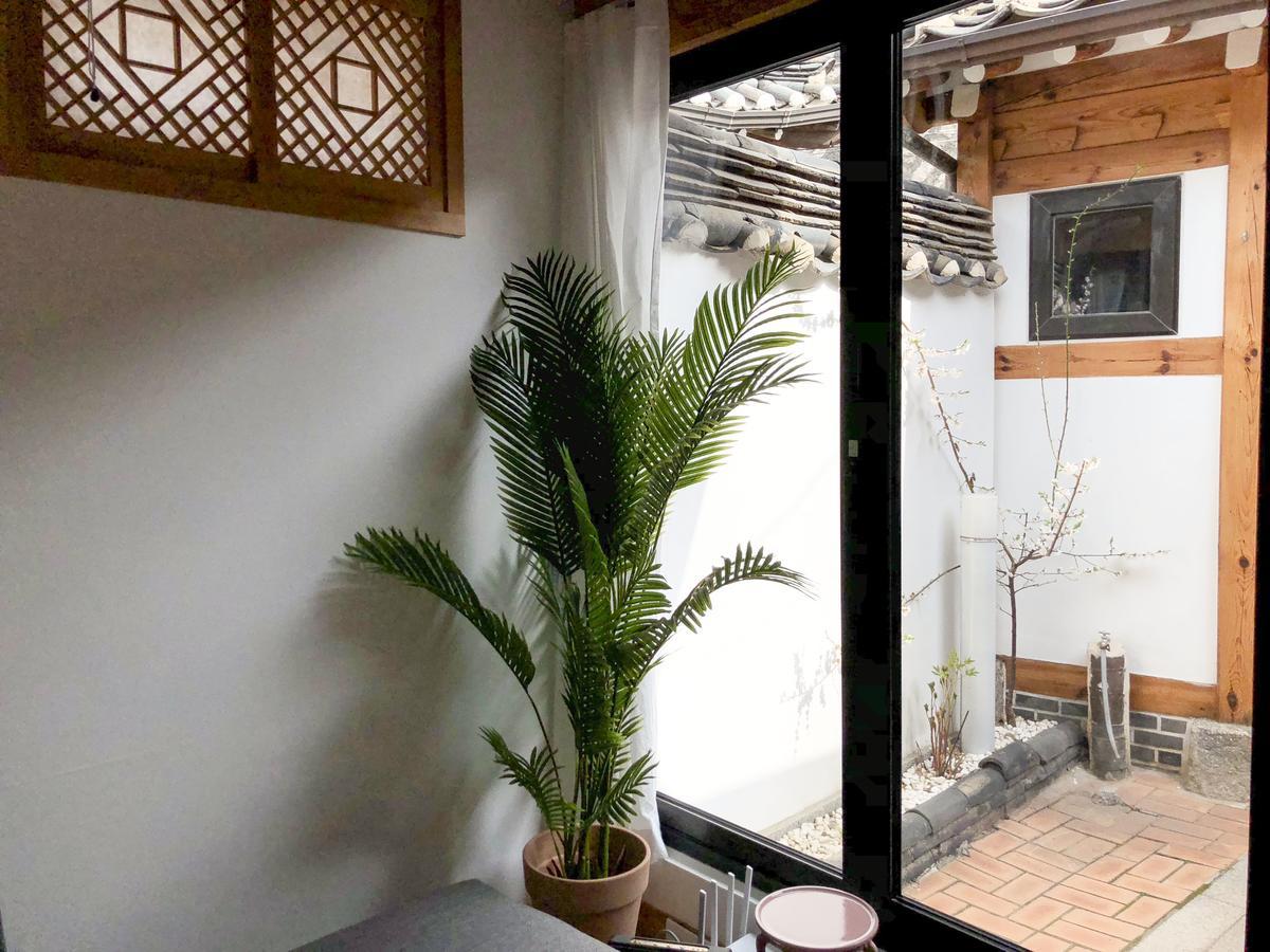 Jay Hanok ㅡ 3br 3bath ㅡ 8min From Anguk Stn *