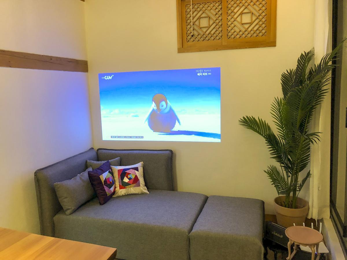 Jay Hanok ㅡ 3br 3bath ㅡ 8min From Anguk Stn * Seoul